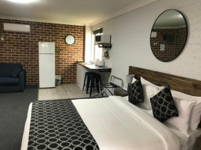  Coffs Shearwater Motel  Кофс-Харбор